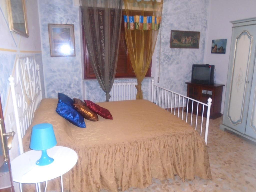 Tropical Bed&Breakfast Лукка Номер фото