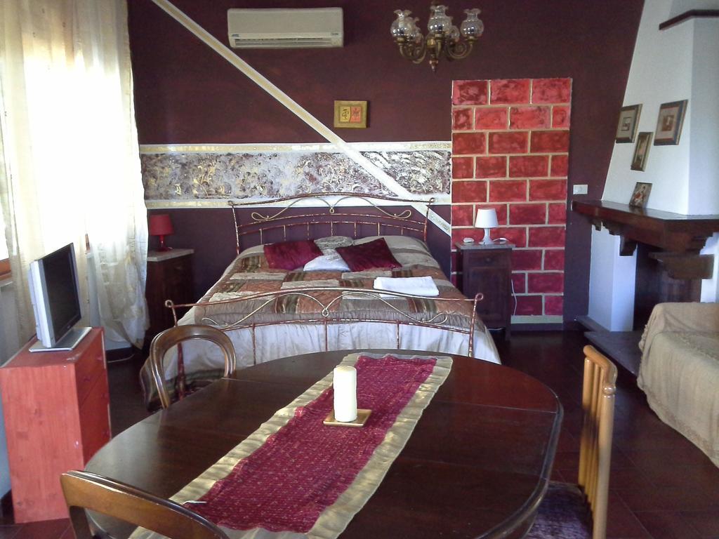 Tropical Bed&Breakfast Лукка Екстер'єр фото