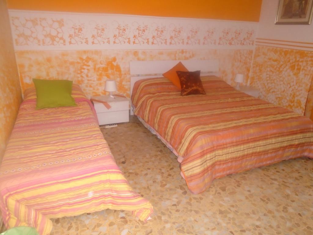 Tropical Bed&Breakfast Лукка Екстер'єр фото