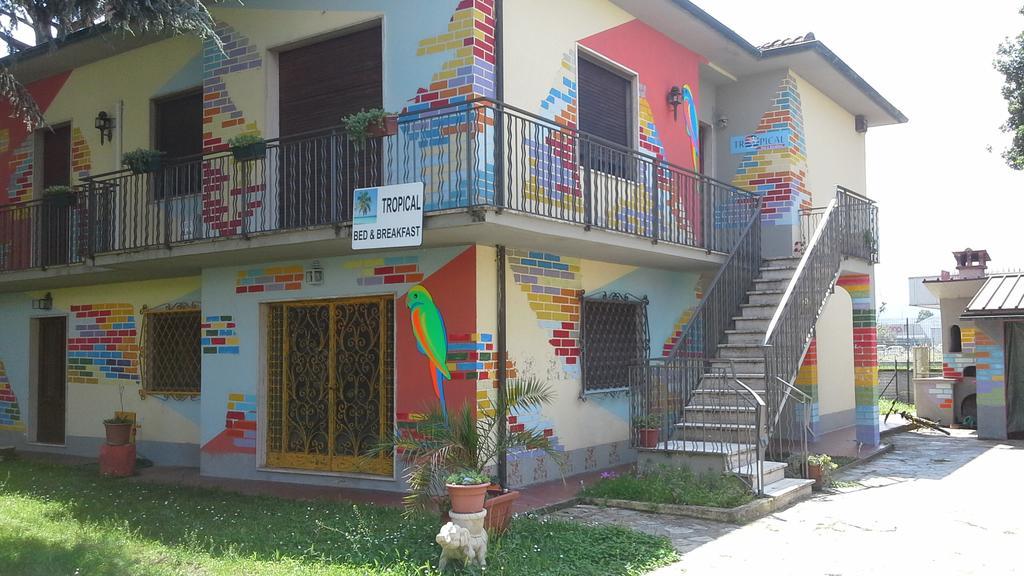 Tropical Bed&Breakfast Лукка Екстер'єр фото