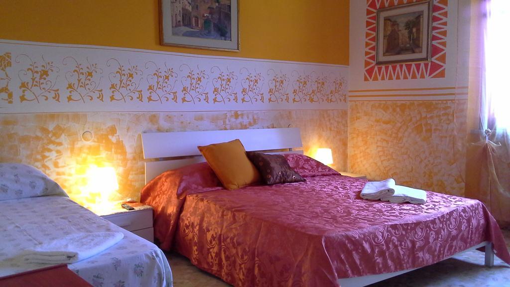 Tropical Bed&Breakfast Лукка Екстер'єр фото