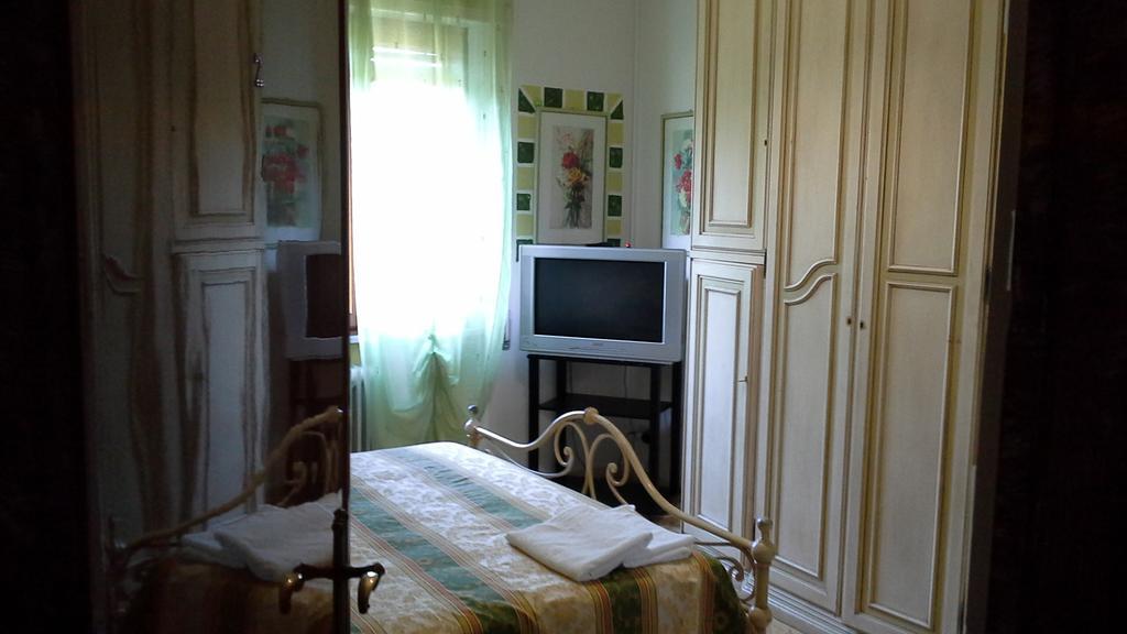 Tropical Bed&Breakfast Лукка Екстер'єр фото