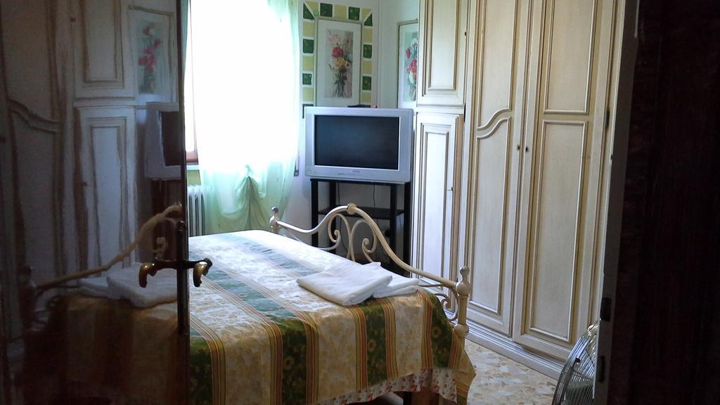 Tropical Bed&Breakfast Лукка Екстер'єр фото